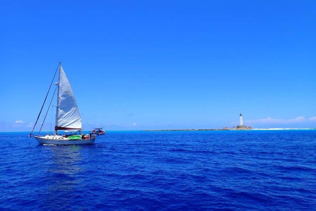 Sunshine in front of Crooked Island lighthouse